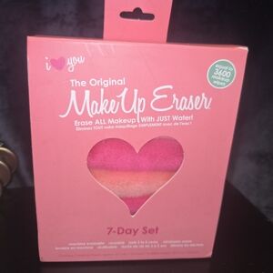 MakeUp Eraser Pink and Orange Brush Set